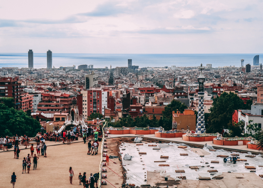 en cinco años, gran parte de la ciudad de barcelona se mudará a municipios metropolitanos
